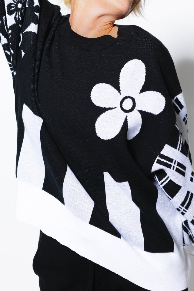 Black/White Lounge Sweater - SewSewYou