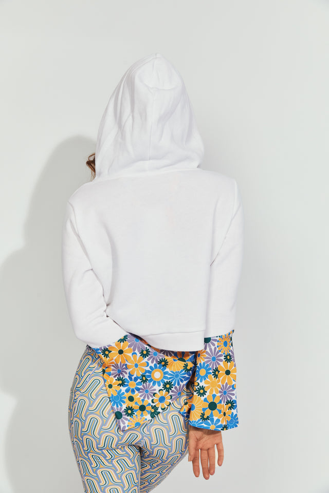 Melissa Becraft SS23 Comeback White/Print Cropped Flare Sleeve Hoodie