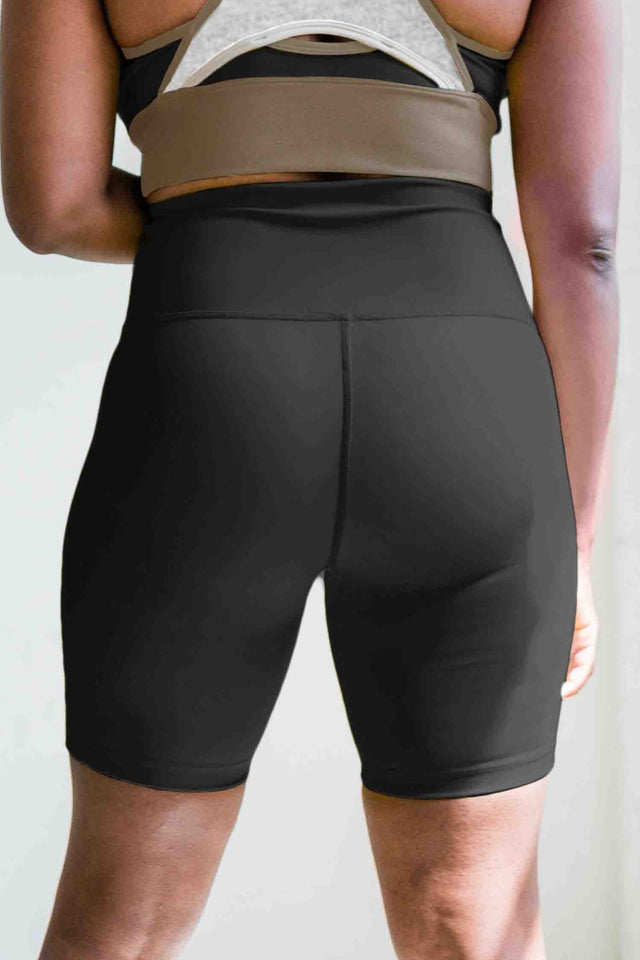 BOON SS22 Black Biker Shorts